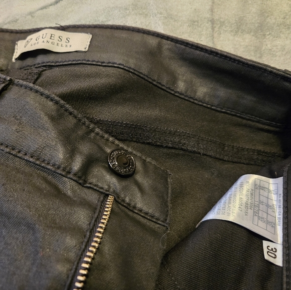 Guess jeans - Picture 2 of 3